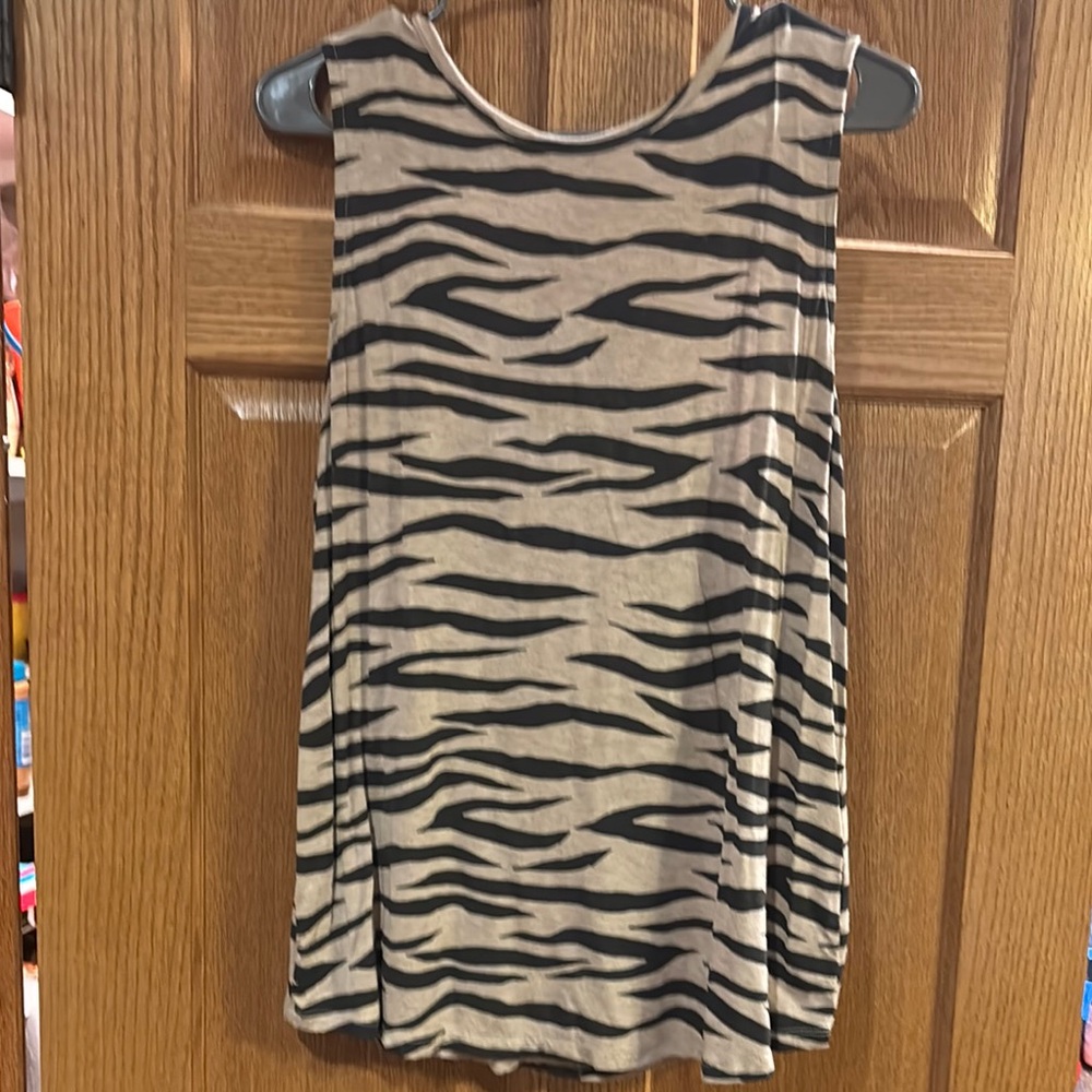 Chic Zebra Pattern Tank Top